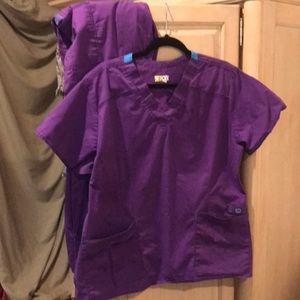 Purple scrubs, Wonderwink.